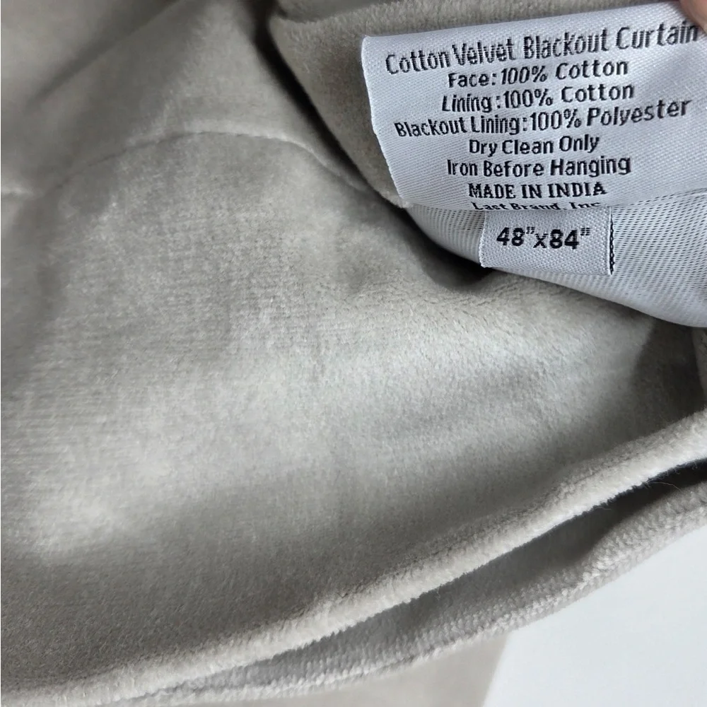NWOT QUINCE 48x84 Cotton Velvet Room Darkening Curtain Light Grey 3542